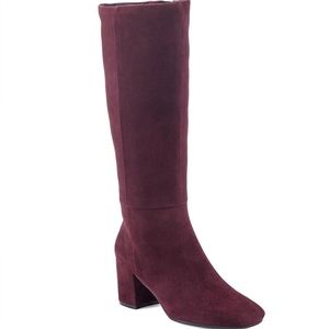 NEW❗️Marc Fisher Suede boots